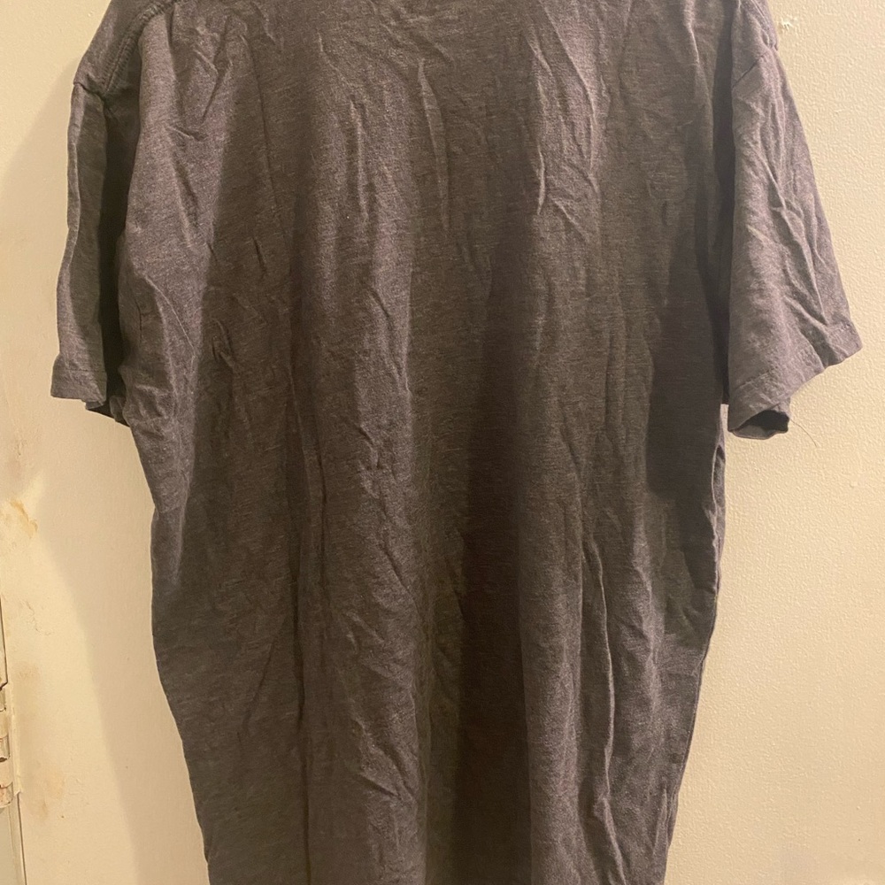 Jurassic Park grey shirt size medium - Picture 4 of 4